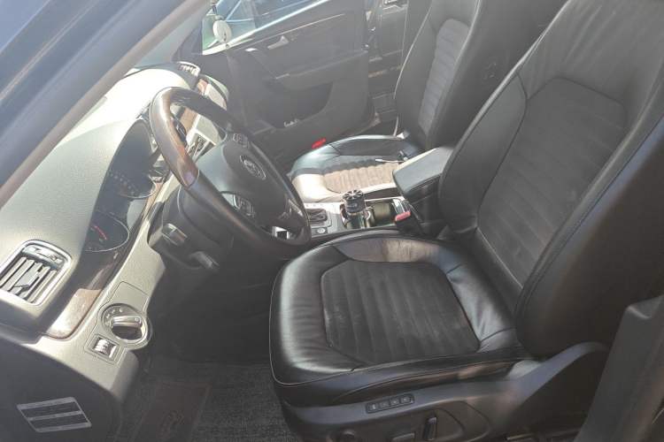 Used Volkswagen Magotan 2015 2.0 TSI Prestige Model Left Front Seat