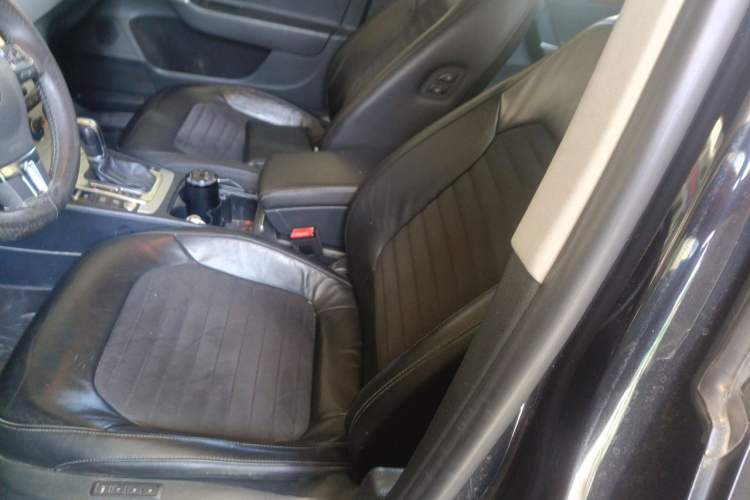 Used Volkswagen Magotan 2015 1.8TSI Prestige Model Left Front Seat