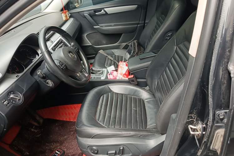 Used Volkswagen Magotan 2015 1.8TSI Advanced Model Left Front Seat