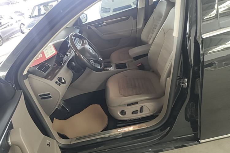 Used Volkswagen Magotan 2015 2.0 TSI Prestige Model Left Front Seat