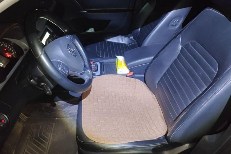 Used Volkswagen Magotan 2015 1.8TSI Advanced Model Left Front Seat