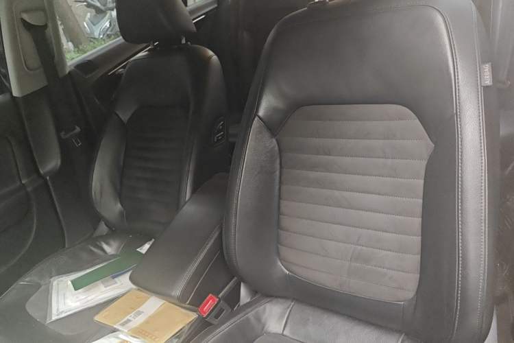 Used Volkswagen Magotan 2015 2.0 TSI Luxury Model Left Front Seat
