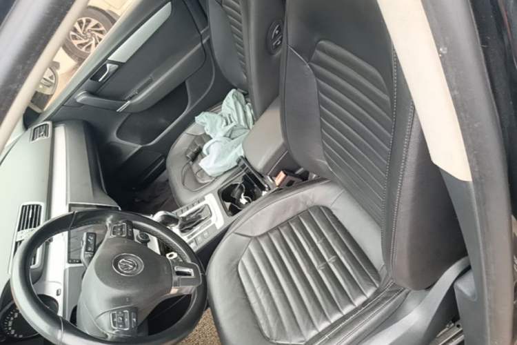 Used Volkswagen Magotan 2015 1.8TSI Advanced Model Left Front Seat