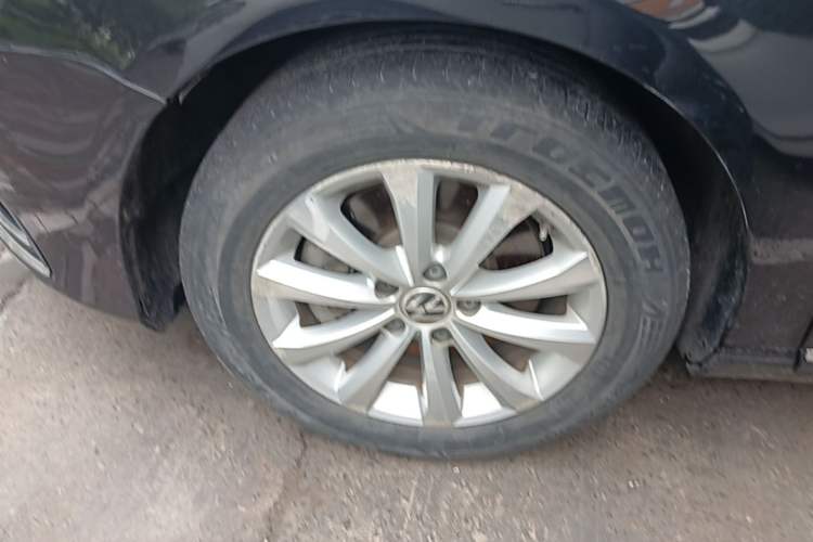 Used Volkswagen Magotan 2015 1.8TSI Advanced Model Left Front Wheel Hub