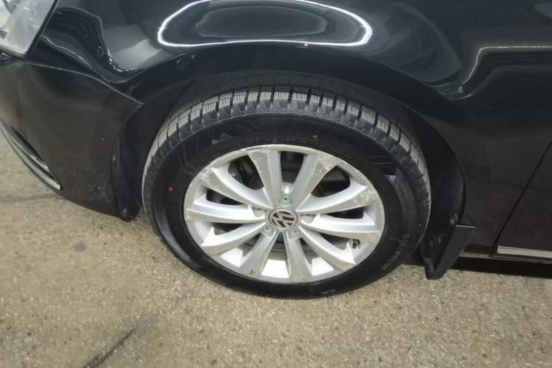 Used Volkswagen Magotan 2015 1.8TSI Luxury Model Left Front Wheel Hub