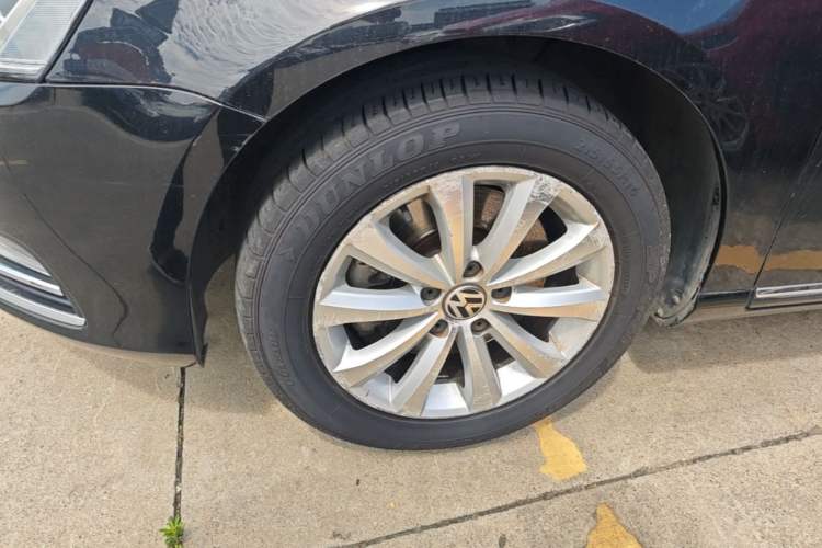 Used Volkswagen Magotan 2015 1.8TSI Luxury Model Left Front Wheel Hub