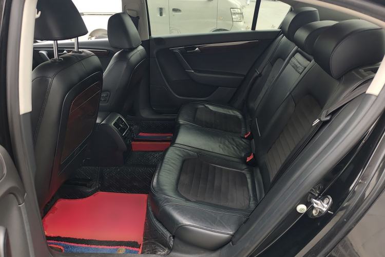 Used Volkswagen Magotan 2015 Revised 1.8TSI Prestige Version Left Rear Seat