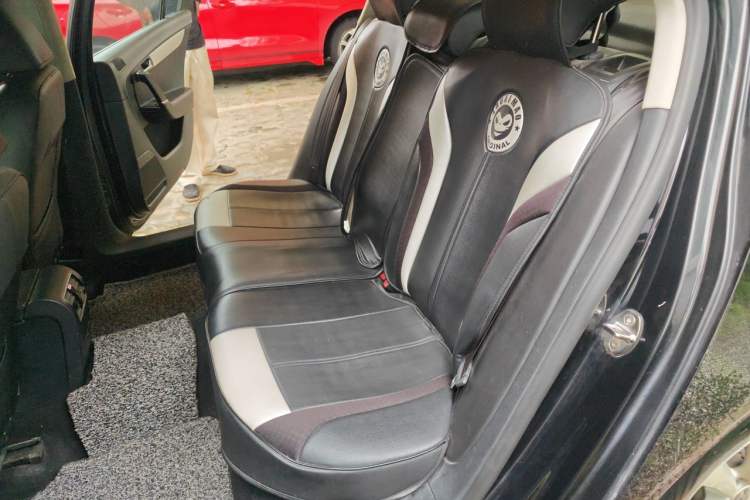 Used Volkswagen Magotan 2015 1.8TSI Advanced Model Left Rear Seat