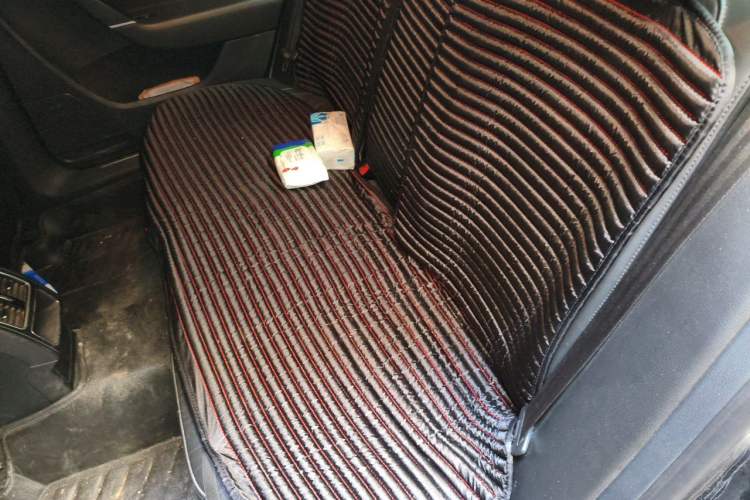 Used Volkswagen Magotan 2015 Facelift 1.8TSI Luxury Model Left Rear Seat