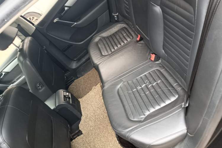 Used Volkswagen Magotan 2015 1.8TSI Advanced Model Left Rear Seat