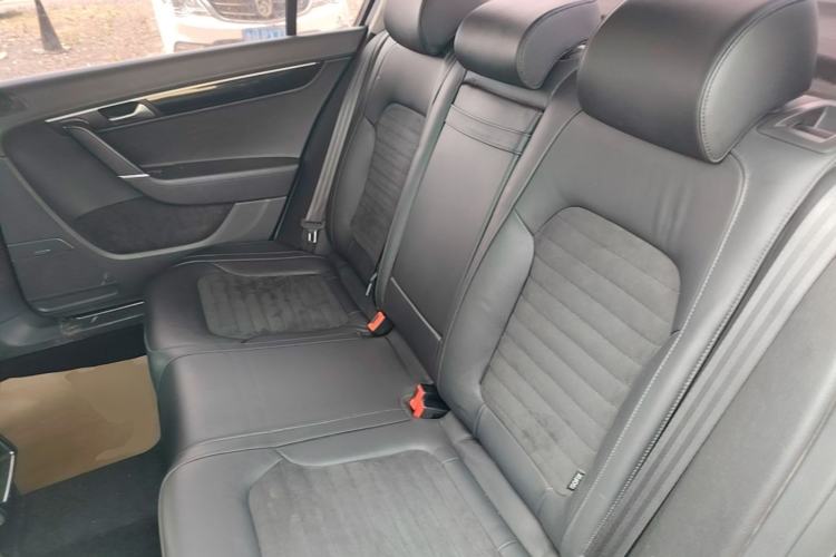 Used Volkswagen Magotan 2015 Facelift 1.8TSI Luxury Model Left Rear Seat