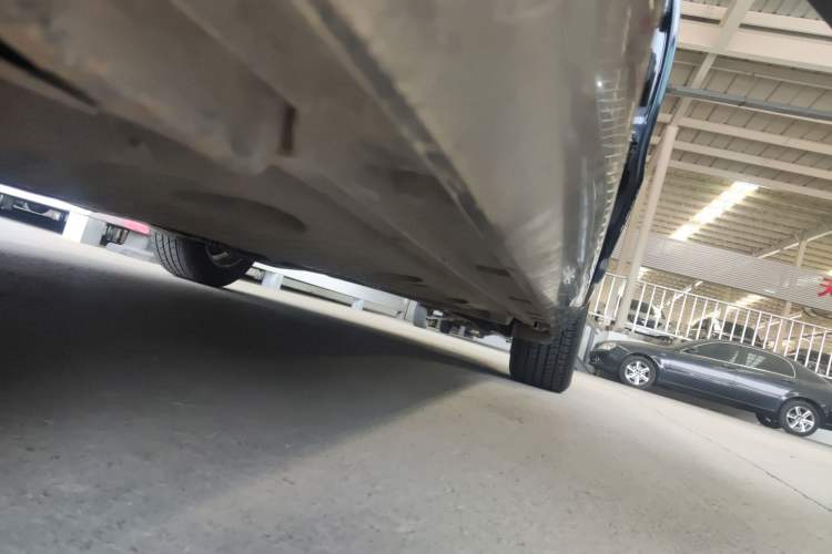 Used Volkswagen Magotan 2015 1.8TSI Advanced Model Left Side Sill