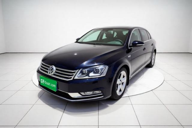 Ojetý Volkswagen Magotan 2015 2.0 TSI Prestige Model