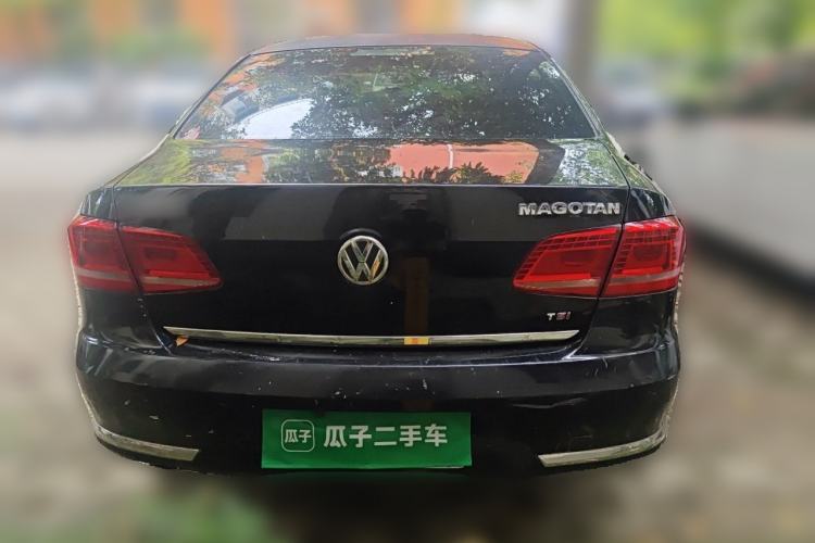 Used Volkswagen Magotan 2015 1.8TSI Advanced Model Rear
