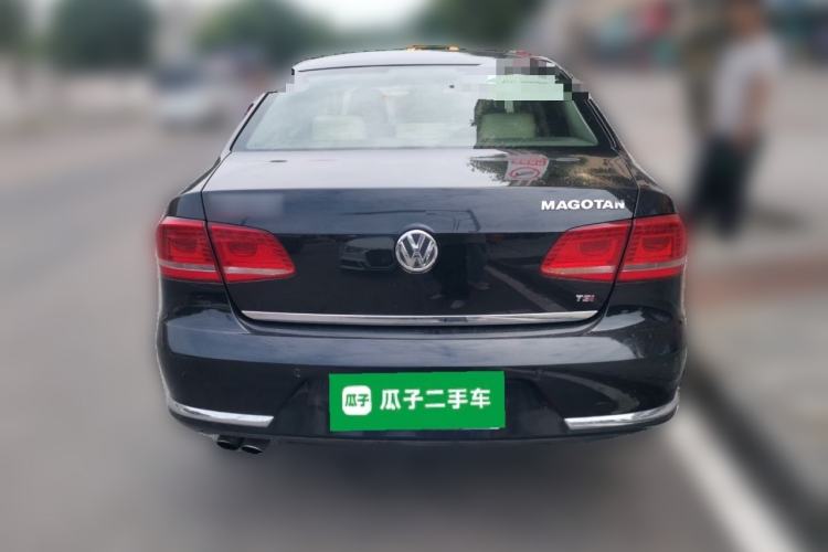 Used Volkswagen Magotan 2015 1.8TSI Advanced Model Rear