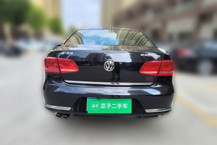 Used Volkswagen Magotan 2015 Revised Version 2.0 TSI Luxury Edition Rear