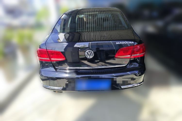 Used Volkswagen Magotan 2015 Facelift 1.8TSI Luxury Model Rear