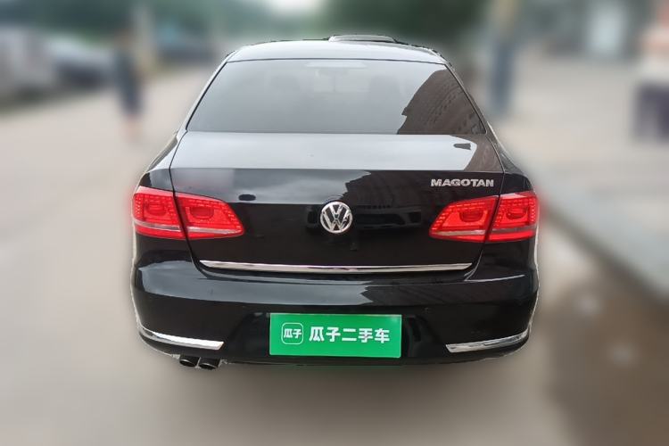 Used Volkswagen Magotan 2015 Revised 1.8TSI Prestige Version Rear