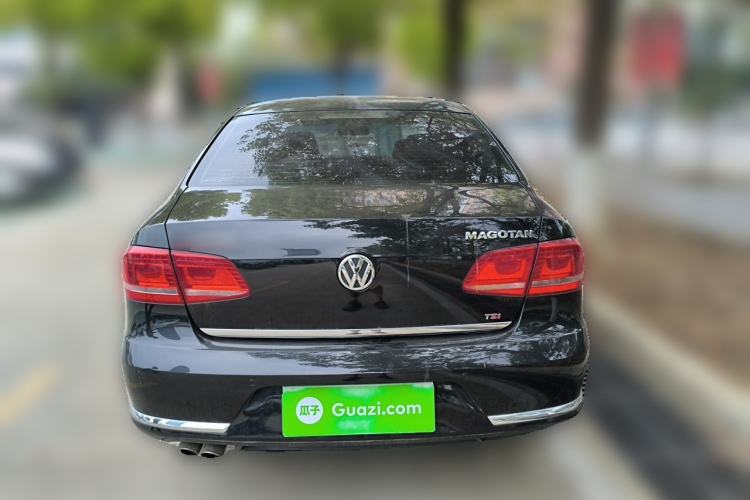 Used Volkswagen Magotan 2015 1.8TSI Prestige Model Rear