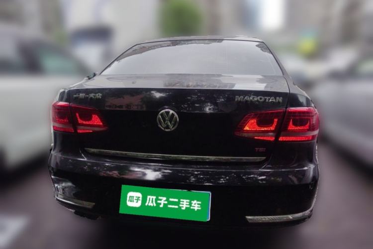 Used Volkswagen Magotan 2015 2.0 TSI Luxury Model Rear