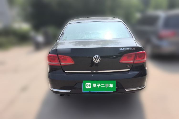 Used Volkswagen Magotan 2015 1.8TSI Advanced Model Rear