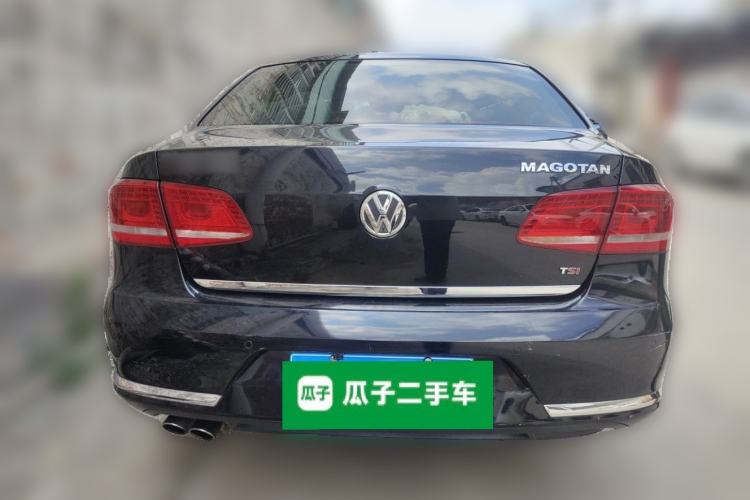 Used Volkswagen Magotan 2015 Facelift 1.8TSI Luxury Model Rear