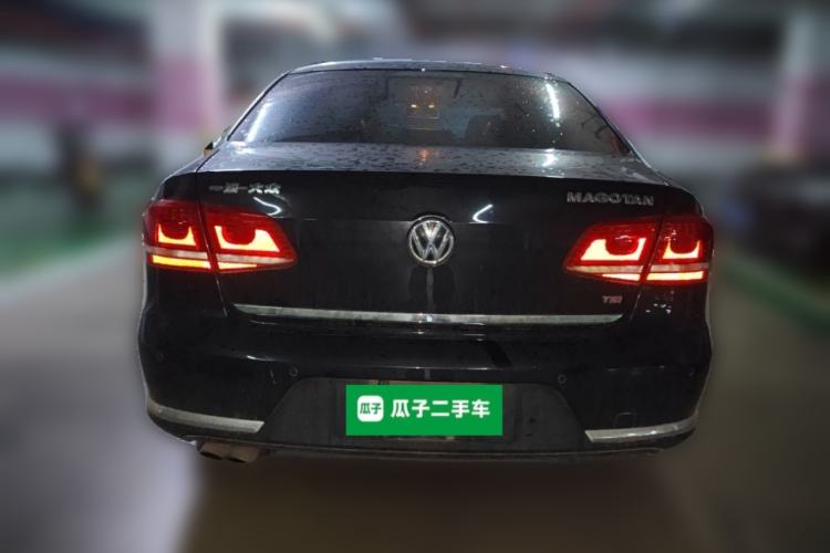 Used Volkswagen Magotan 2015 1.8TSI Luxury Model Rear