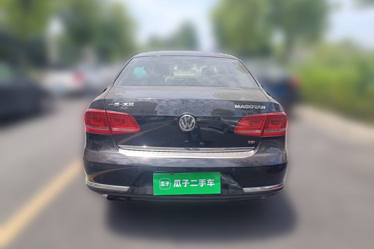 Used Volkswagen Magotan 2015 1.8TSI Advanced Model Rear