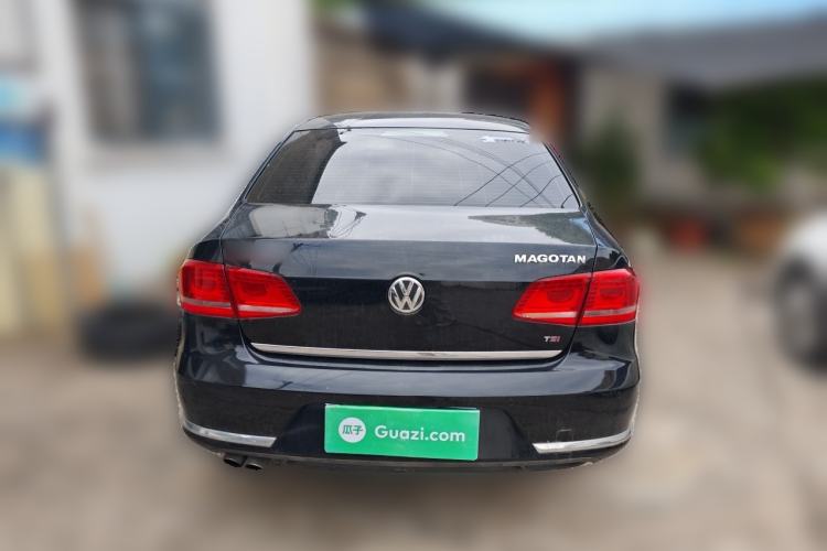 Used Volkswagen Magotan 2015 Facelift 1.8TSI Luxury Model Rear