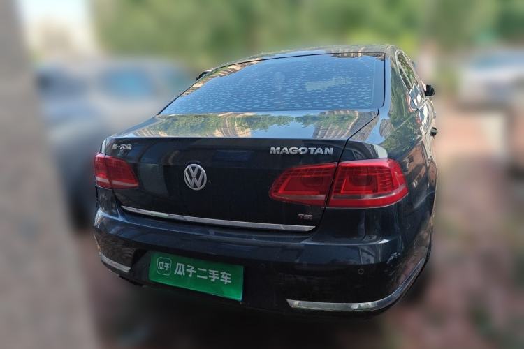Used Volkswagen Magotan 2015 2.0 TSI Prestige Model Rear