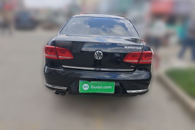 Used Volkswagen Magotan 2015 1.8TSI Luxury Model Rear