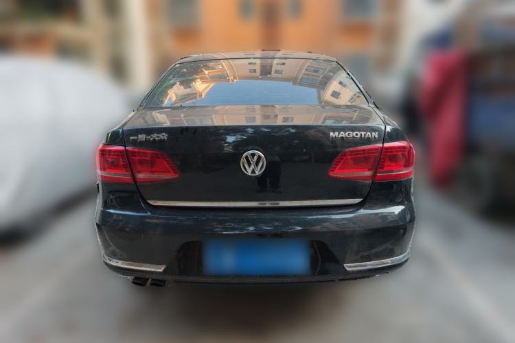 Used Volkswagen Magotan 2015 2.0 TSI Luxury Model Rear