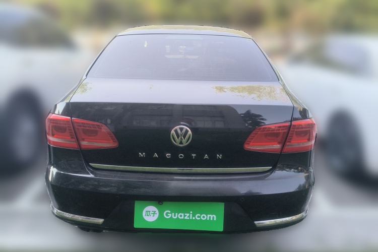 Used Volkswagen Magotan 2015 1.8TSI Advanced Model Rear