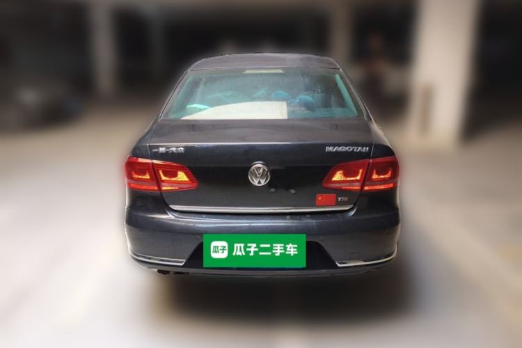 Used Volkswagen Magotan 2015 Facelift 1.8TSI Luxury Model Rear