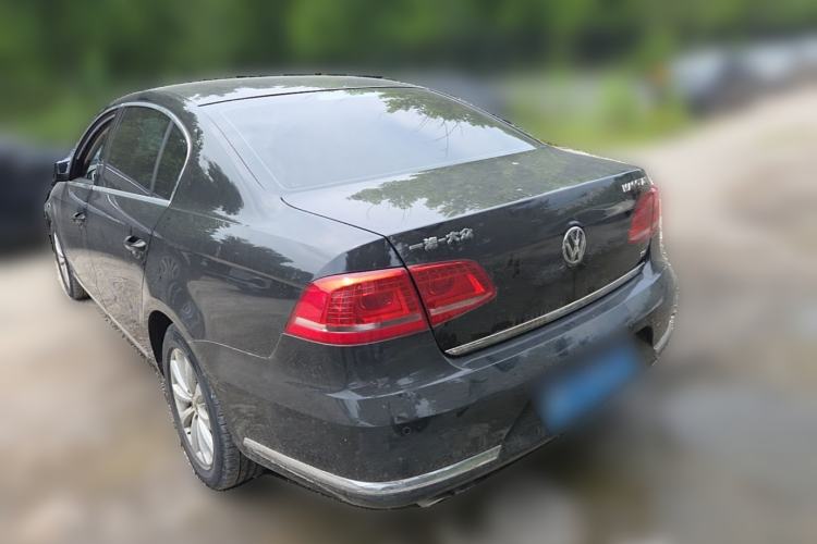 Used Volkswagen Magotan 2015 1.8TSI Luxury Model Rear Left 45 Deg