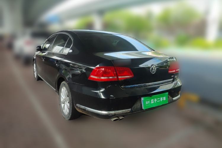 Used Volkswagen Magotan 2015 1.8TSI Advanced Model Rear Left 45 Deg