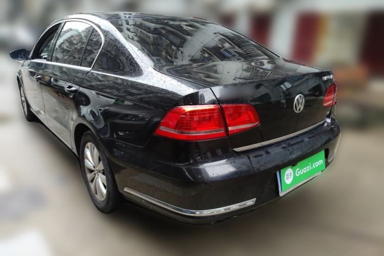 Used Volkswagen Magotan 2015 Facelift 1.8TSI Luxury Model Rear Left 45 Deg