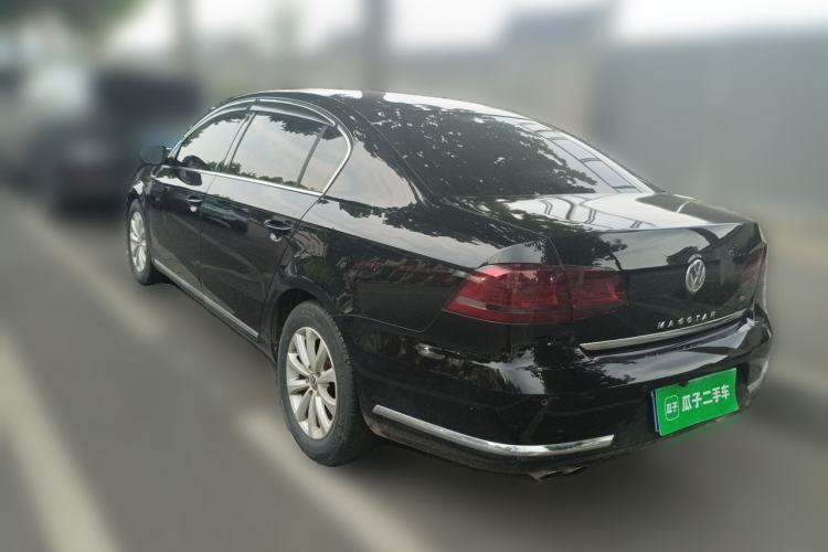 Used Volkswagen Magotan 2015 1.8TSI Advanced Model Rear Left 45 Deg