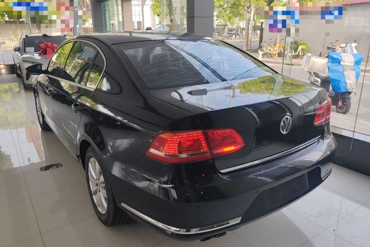Used Volkswagen Magotan 2015 Facelift 1.8TSI Luxury Model Rear Left 45 Deg