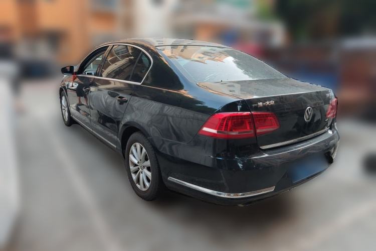 Used Volkswagen Magotan 2015 2.0 TSI Luxury Model Rear Left 45 Deg