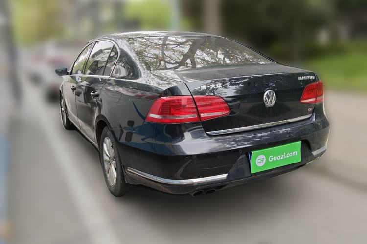 Used Volkswagen Magotan 2015 Facelift 1.8TSI Luxury Model Rear Left 45 Deg