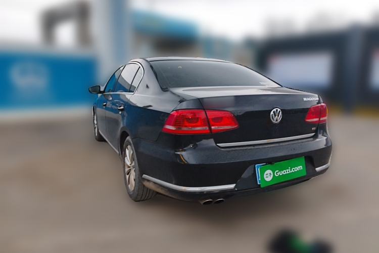 Used Volkswagen Magotan 2015 1.8TSI Advanced Model Rear Left 45 Deg