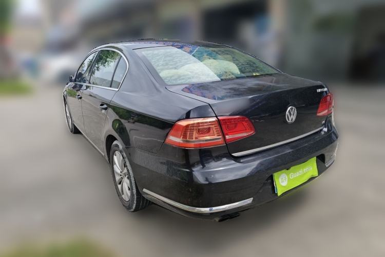 Used Volkswagen Magotan 2015 Facelift 1.8TSI Luxury Model Rear Left 45 Deg