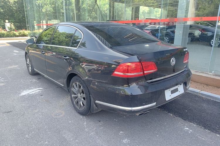 Used Volkswagen Magotan 2015 Facelift 1.8TSI Luxury Model Rear Left 45 Deg