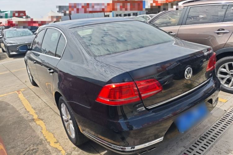 Used Volkswagen Magotan 2015 1.8TSI Luxury Model Rear Left 45 Deg
