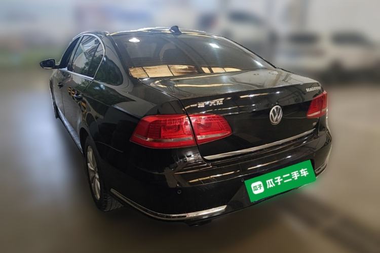 Used Volkswagen Magotan 2015 1.8TSI Advanced Model Rear Left 45 Deg