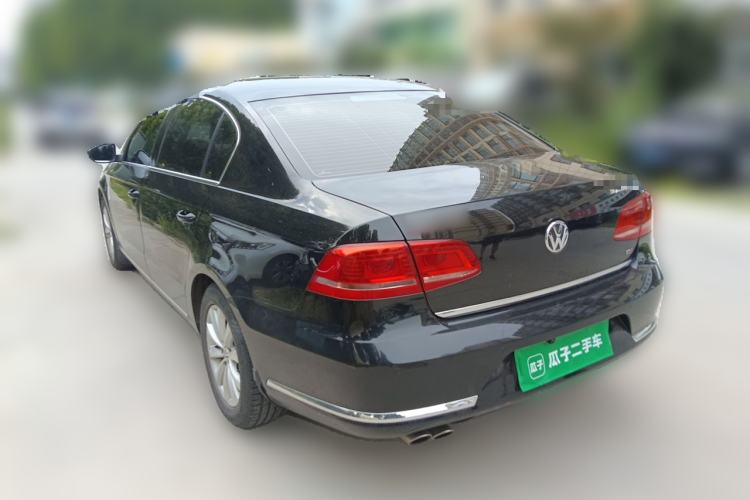 Used Volkswagen Magotan 2015 Facelift 1.8TSI Luxury Model Rear Left 45 Deg