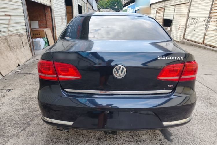 Used Volkswagen Magotan 2015 Facelift 1.8TSI Luxury Model Rear