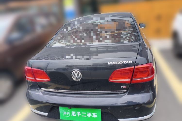 Used Volkswagen Magotan 2015 Revised 1.8TSI Prestige Version Rear