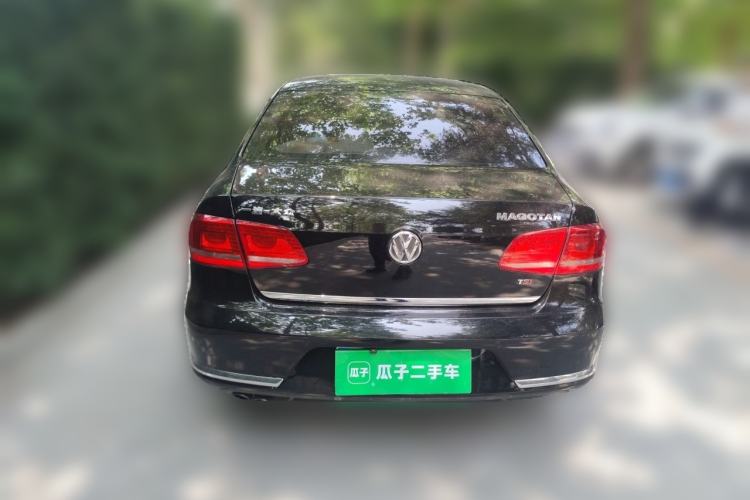 Used Volkswagen Magotan 2015 1.8TSI Luxury Model Rear